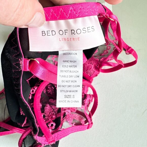 Bed of Roses Black Pink Floral Bra Thong Set S - Picture 6 of 6
